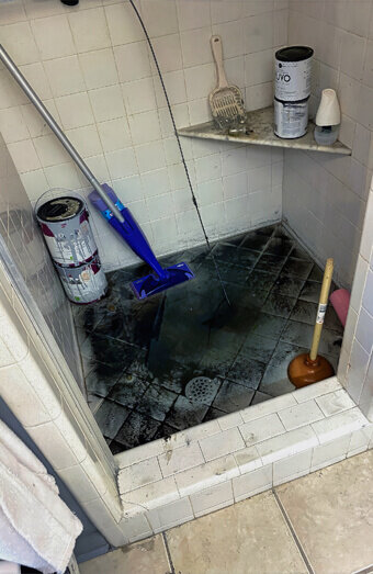 https://plumbercomo.com.au/uploads/2025/06/blocked-drains-781929.jpg