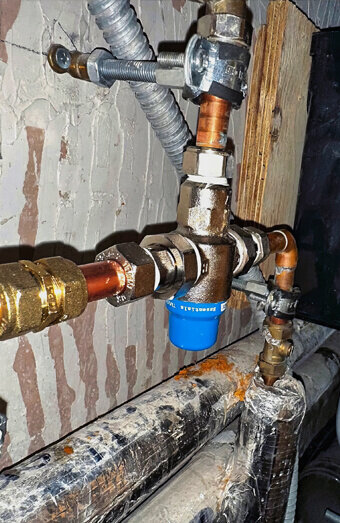 https://plumbercomo.com.au/uploads/2025/06/emergency-plumbing-912174.jpg